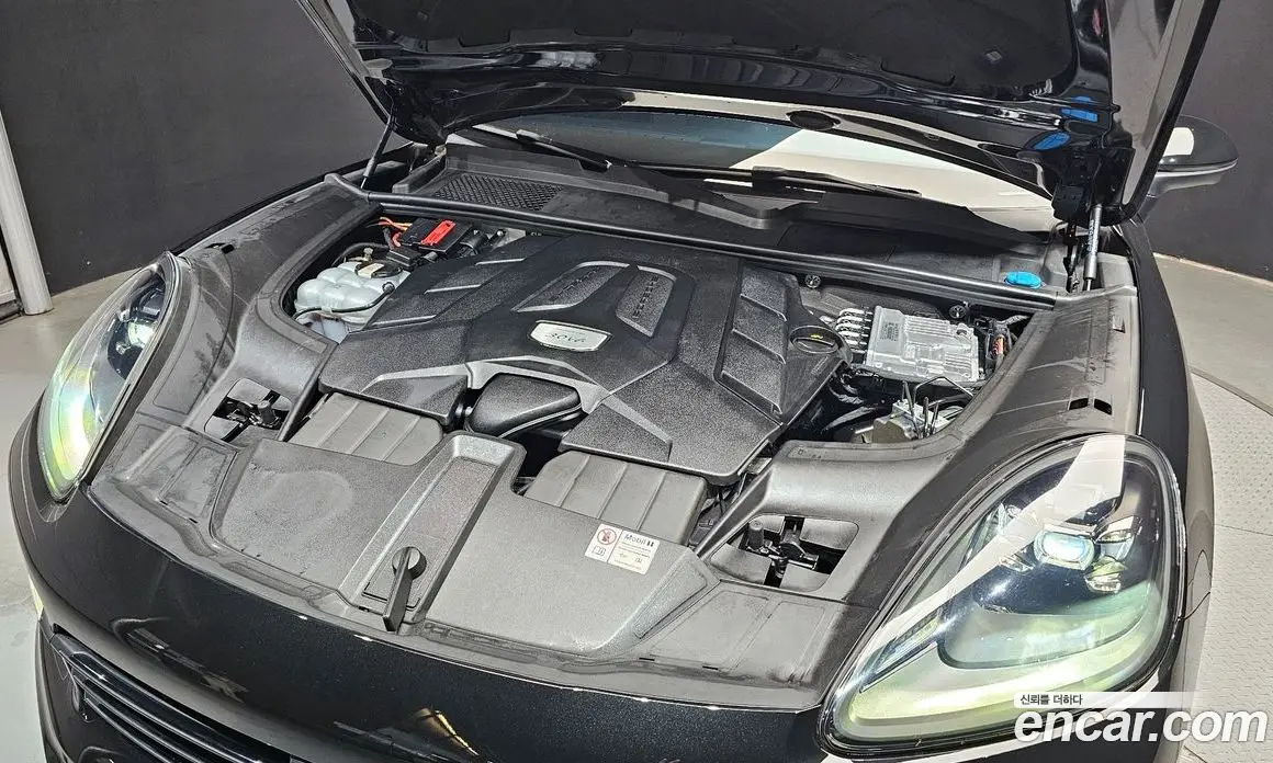 Porsche Cayenne 2022 3.0 автомат (гидро), фото 6