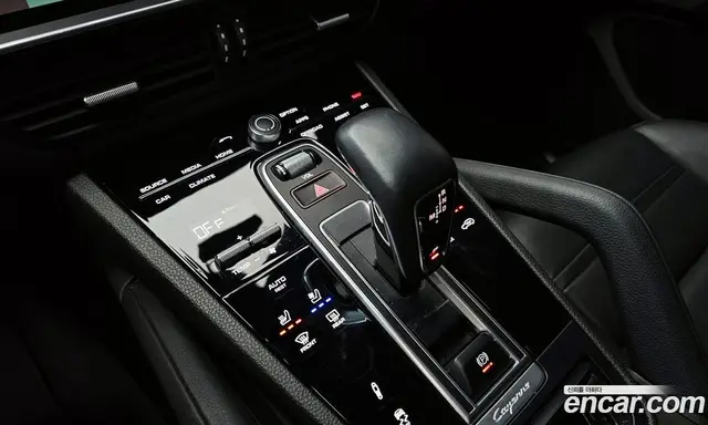 Porsche Cayenne 2022 3.0 автомат (гидро), миниатюра 9