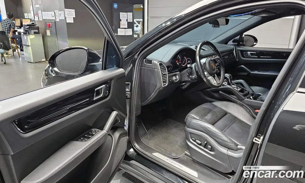 Porsche Cayenne 2022 3.0 автомат (гидро), фото 10
