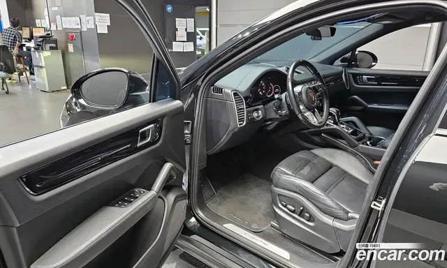 Porsche Cayenne 2022 3.0 автомат (гидро), миниатюра 10