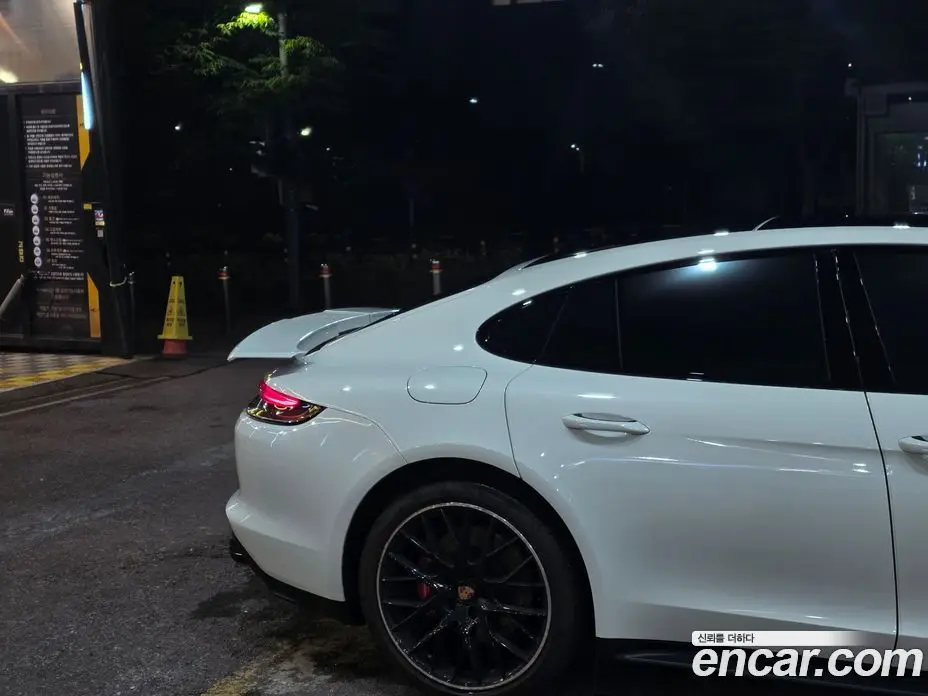 Porsche Panamera 2022 4.0 автомат (гидро), фото 18 Porsche Panamera 2022 4.0 автомат (гидро), фото 18