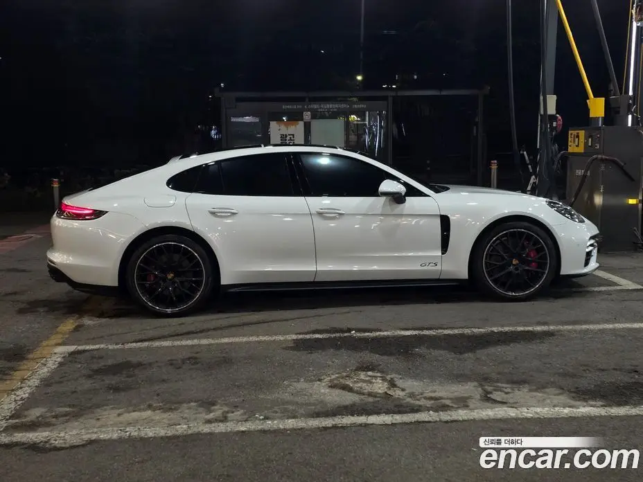 Porsche Panamera 2022 4.0 автомат (гидро), фото 3 Porsche Panamera 2022 4.0 автомат (гидро), фото 3