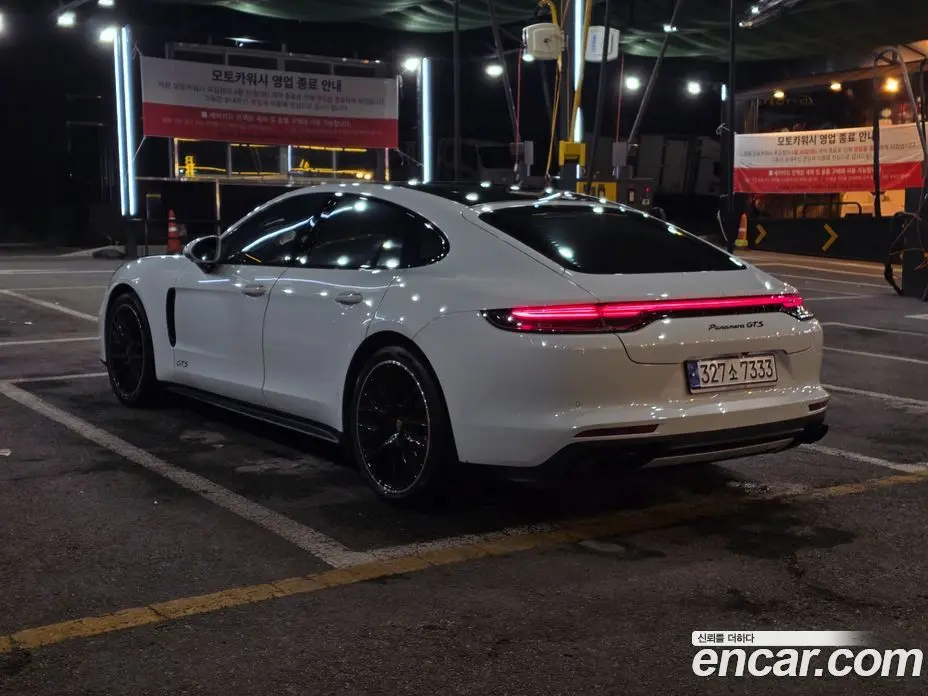 Porsche Panamera 2022 4.0 автомат (гидро), фото 8 Porsche Panamera 2022 4.0 автомат (гидро), фото 8