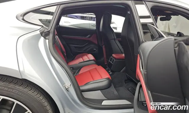 Porsche Taycan 2025 0.1 автомат (гидро), миниатюра 12