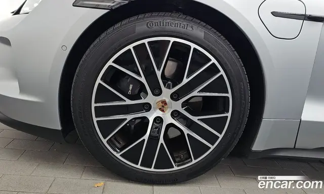 Porsche Taycan 2025 0.1 автомат (гидро), миниатюра 5
