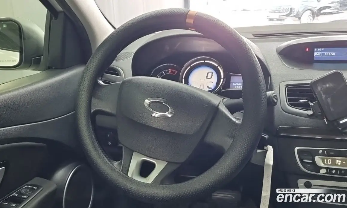 Renault (Samsung) SM3 2013 2.0 автомат (гидро), фото 18 Renault (Samsung) SM3 2013 2.0 автомат (гидро), фото 18
