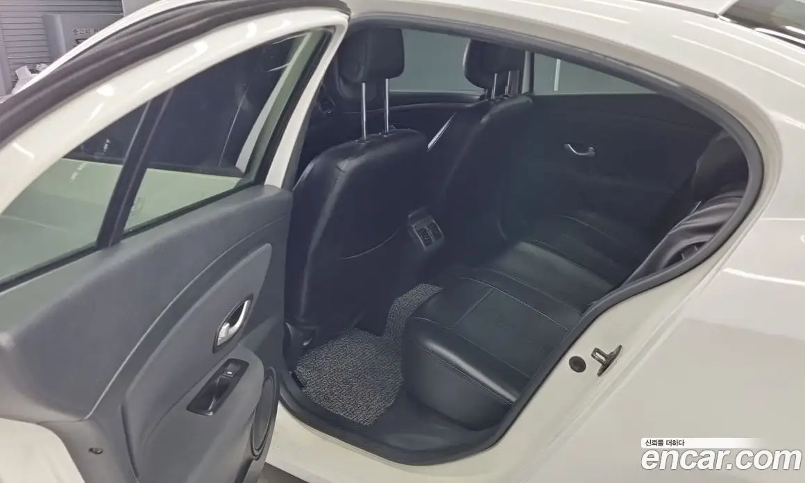 Renault (Samsung) SM3 2013 2.0 автомат (гидро), фото 19 Renault (Samsung) SM3 2013 2.0 автомат (гидро), фото 19