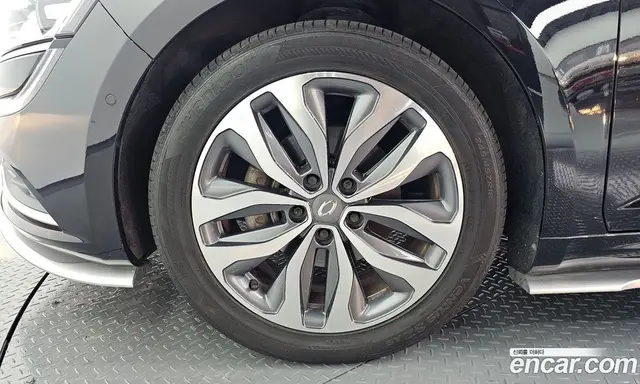 Renault (Samsung) SM6 2016 2.0 автомат (гидро), миниатюра 5 Renault (Samsung) SM6 2016 2.0 автомат (гидро), миниатюра 5