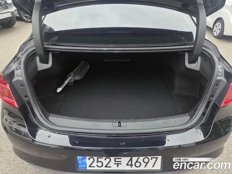 Renault (Samsung) SM6 2018 2.0 автомат (гидро), фото 20 Renault (Samsung) SM6 2018 2.0 автомат (гидро), фото 20