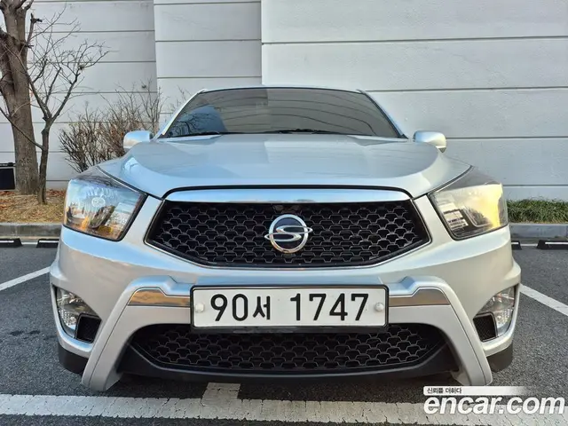 SsangYong Korando 2014 2.0 автомат (гидро), миниатюра 3