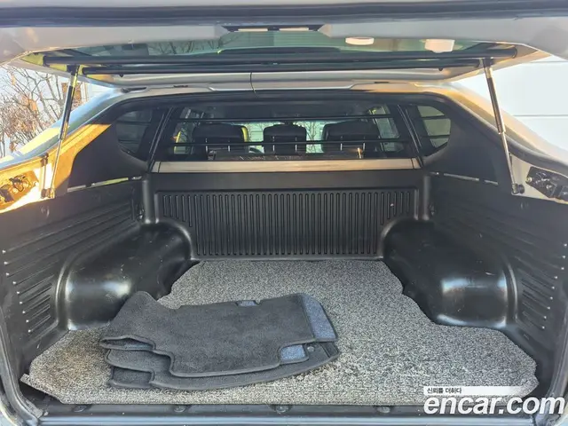 SsangYong Korando 2014 2.0 автомат (гидро), миниатюра 10
