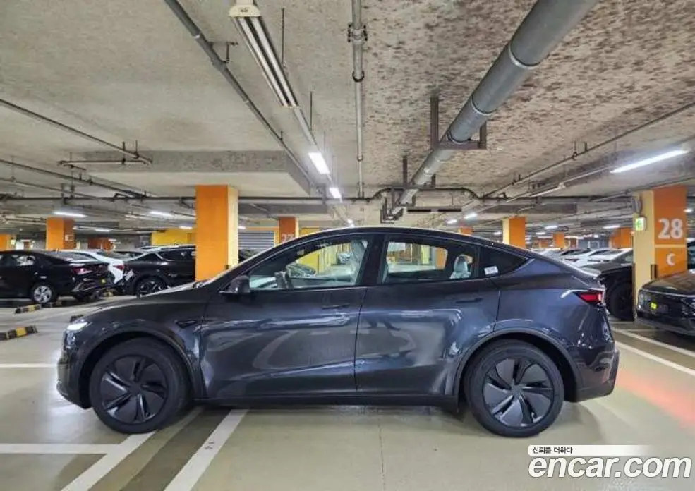 Tesla Model Y 2026 1.0 автомат (гидро), фото 5