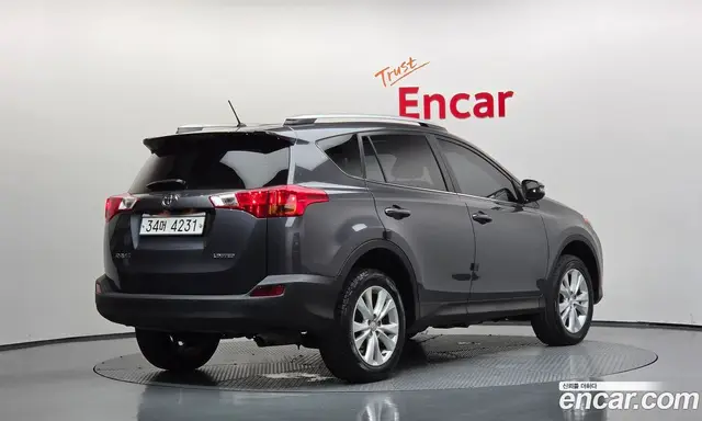 Toyota RAV4 2013 2.5 автомат (гидро), миниатюра 2
