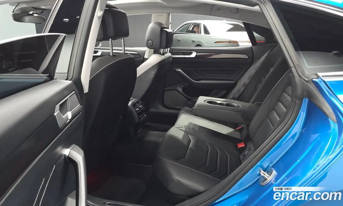 Volkswagen Arteon 2022 2.0 автомат (гидро), фото 12 Volkswagen Arteon 2022 2.0 автомат (гидро), фото 12