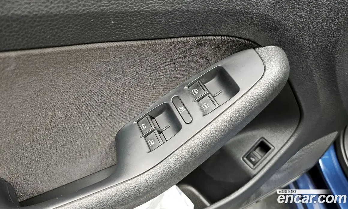 Volkswagen Jetta 2014 1.6 автомат (гидро), фото 17 Volkswagen Jetta 2014 1.6 автомат (гидро), фото 17