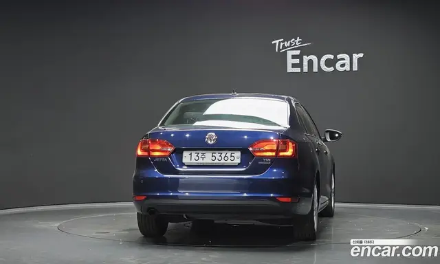 Volkswagen Jetta 2014 1.6 автомат (гидро), миниатюра 4 Volkswagen Jetta 2014 1.6 автомат (гидро), миниатюра 4