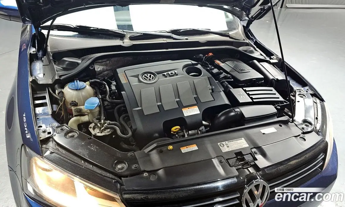 Volkswagen Jetta 2014 1.6 автомат (гидро), фото 6 Volkswagen Jetta 2014 1.6 автомат (гидро), фото 6