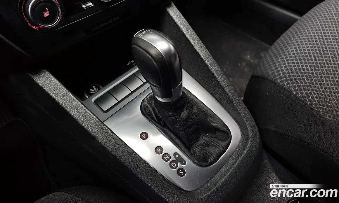 Volkswagen Jetta 2014 1.6 автомат (гидро), фото 9 Volkswagen Jetta 2014 1.6 автомат (гидро), фото 9