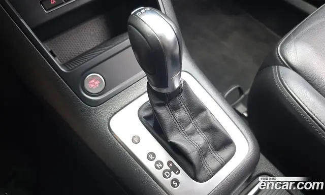 Volkswagen Tiguan 2013 2.0 автомат (гидро), миниатюра 9