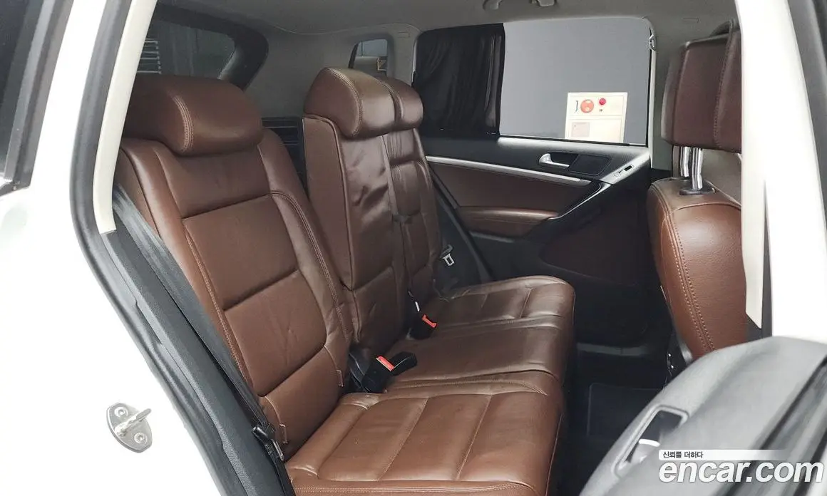 Volkswagen Tiguan 2015 2.0 автомат (гидро), фото 12