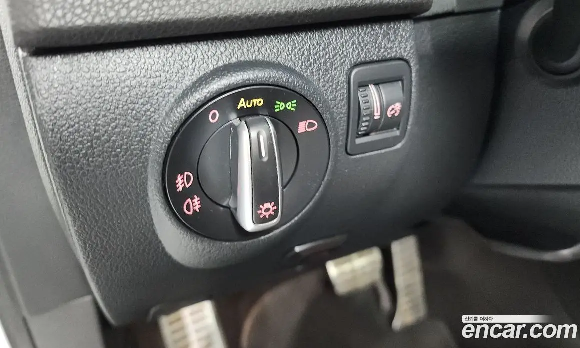 Volkswagen Tiguan 2015 2.0 автомат (гидро), фото 18