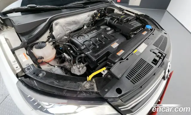 Volkswagen Tiguan 2015 2.0 автомат (гидро), миниатюра 6