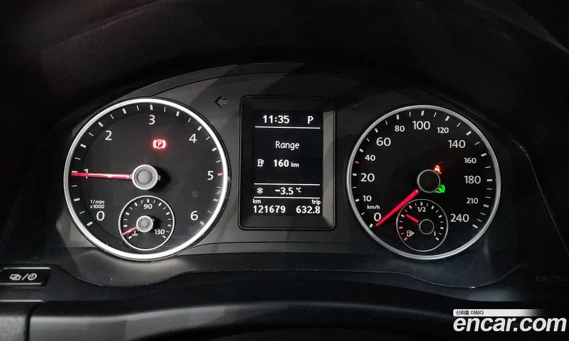 Volkswagen Tiguan 2015 2.0 автомат (гидро), фото 8