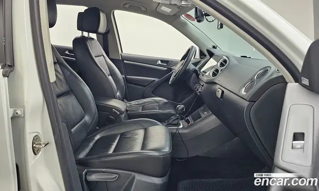 Volkswagen Tiguan 2015 2.0 автомат (гидро), миниатюра 11