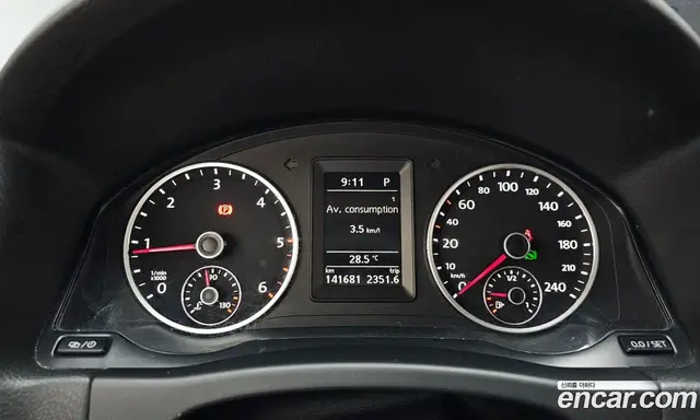 Volkswagen Tiguan 2015 2.0 автомат (гидро), миниатюра 8