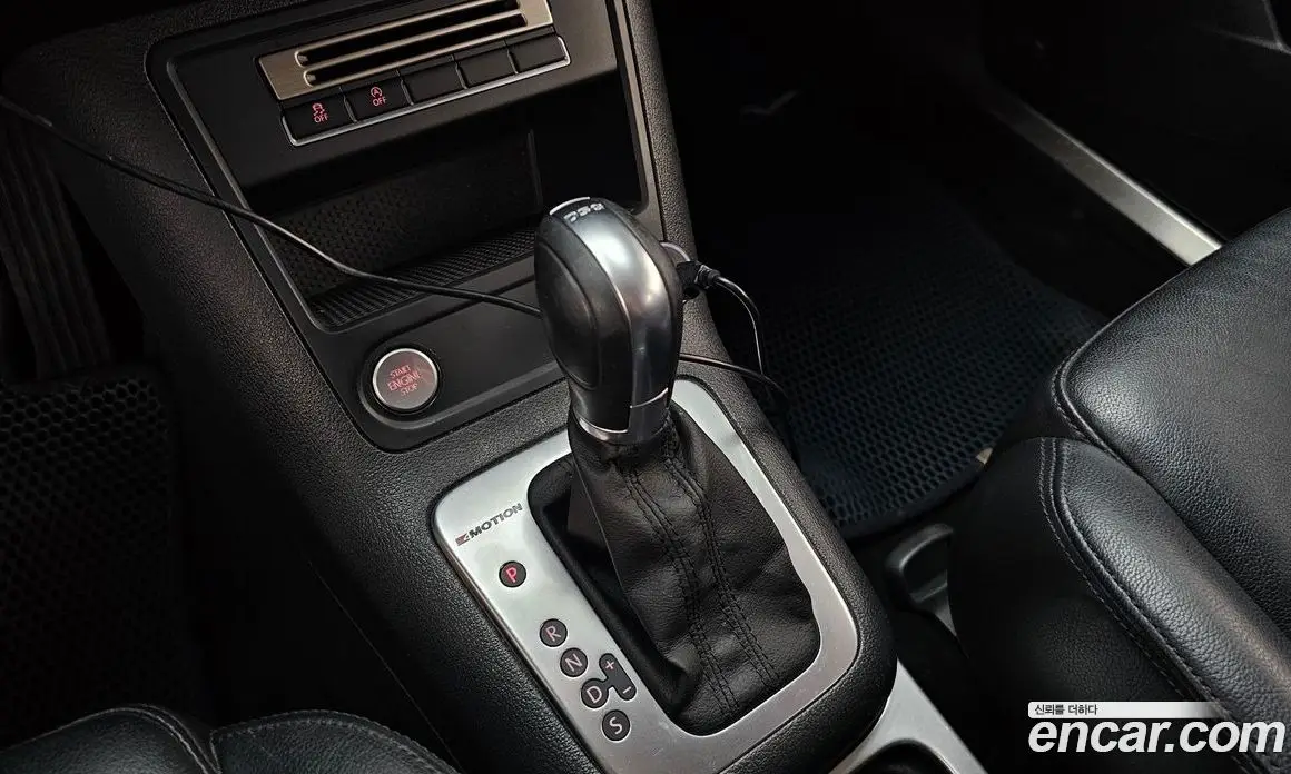 Volkswagen Tiguan 2015 2.0 автомат (гидро), фото 9