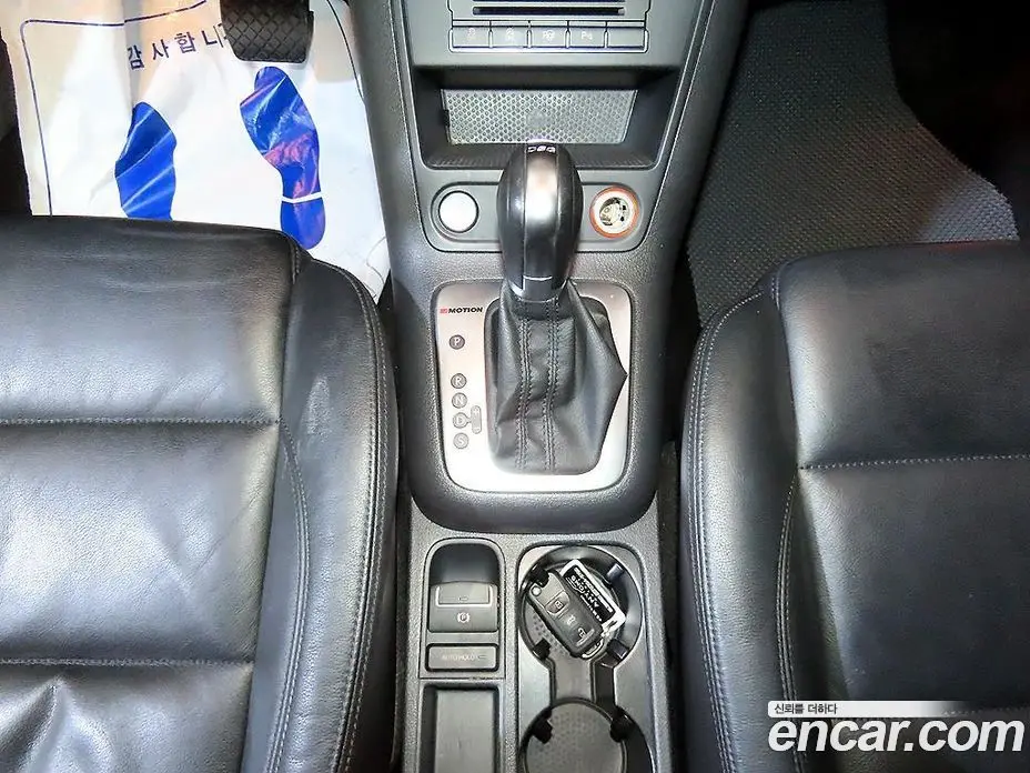 Volkswagen Tiguan 2015 2.0 автомат (гидро), фото 17 Volkswagen Tiguan 2015 2.0 автомат (гидро), фото 17