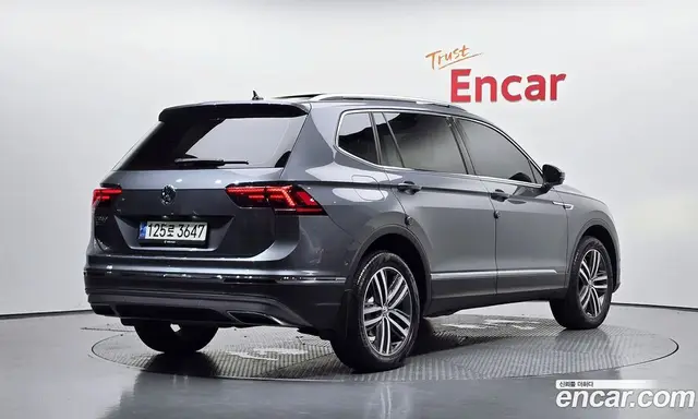 Volkswagen Tiguan 2020 2.0 автомат (гидро), миниатюра 2
