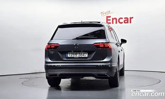 Volkswagen Tiguan 2020 2.0 автомат (гидро), миниатюра 4