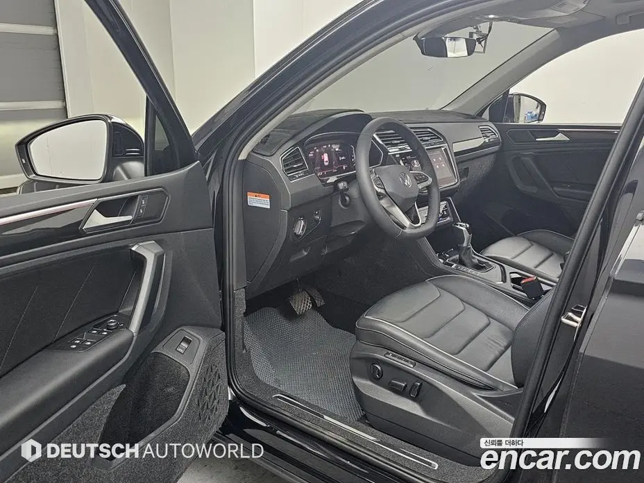 Volkswagen Tiguan 2024 2.0 автомат (гидро), фото 11 Volkswagen Tiguan 2024 2.0 автомат (гидро), фото 11