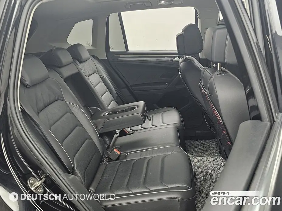 Volkswagen Tiguan 2024 2.0 автомат (гидро), фото 12 Volkswagen Tiguan 2024 2.0 автомат (гидро), фото 12