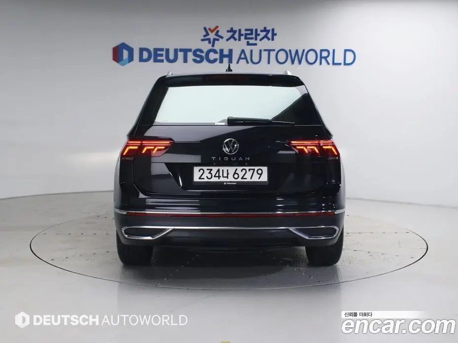 Volkswagen Tiguan 2024 2.0 автомат (гидро), фото 4 Volkswagen Tiguan 2024 2.0 автомат (гидро), фото 4