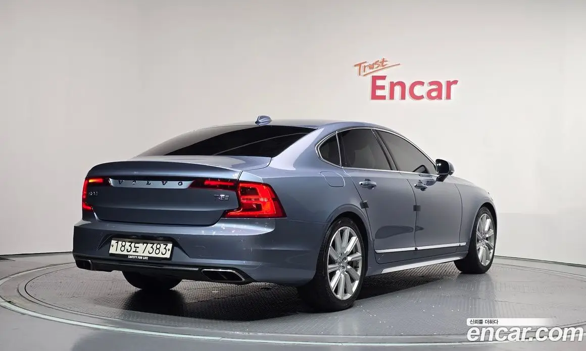 Volvo S90 2018 2.0 автомат (гидро), фото 2 Volvo S90 2018 2.0 автомат (гидро), фото 2