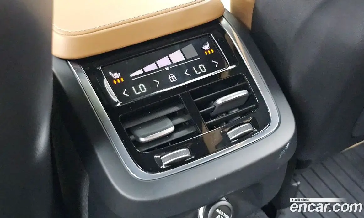 Volvo S90 2018 2.0 автомат (гидро), фото 18 Volvo S90 2018 2.0 автомат (гидро), фото 18