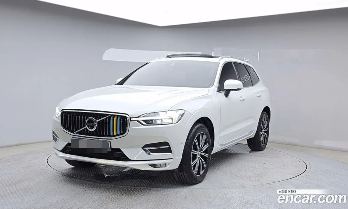 Volvo XC60 2019 2.0 автомат (гидро), фото 1 Volvo XC60 2019 2.0 автомат (гидро), фото 1