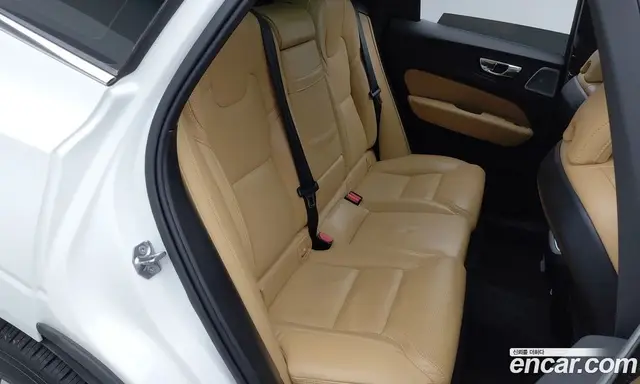 Volvo XC60 2019 2.0 автомат (гидро), миниатюра 11 Volvo XC60 2019 2.0 автомат (гидро), миниатюра 11