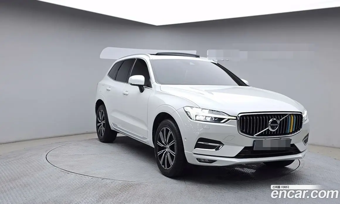 Volvo XC60 2019 2.0 автомат (гидро), фото 3 Volvo XC60 2019 2.0 автомат (гидро), фото 3