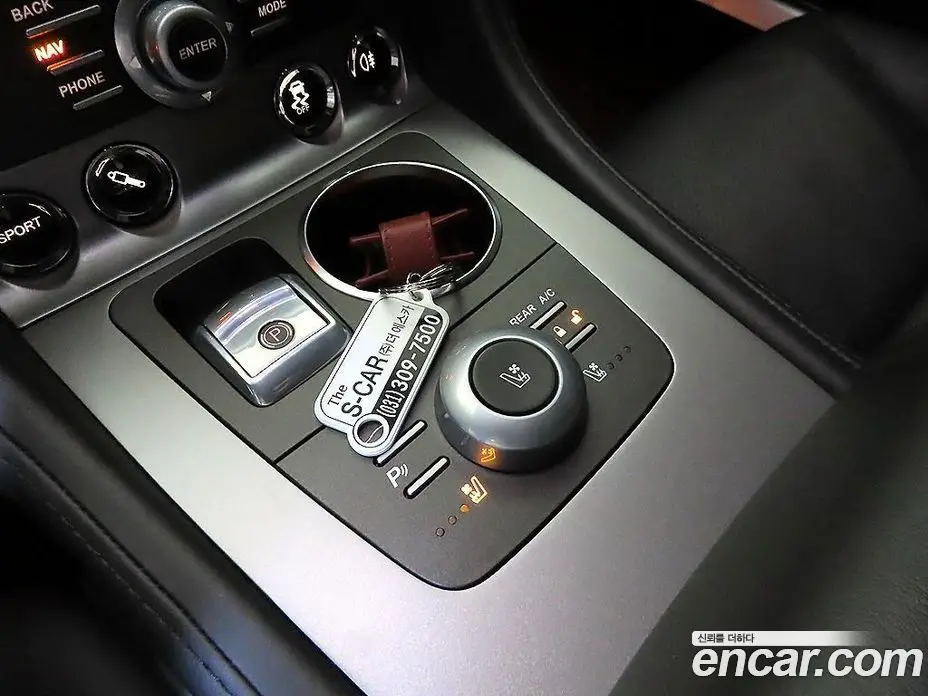 Aston Martin Rapide 2015 5.9 автомат (гидро), фото 13
