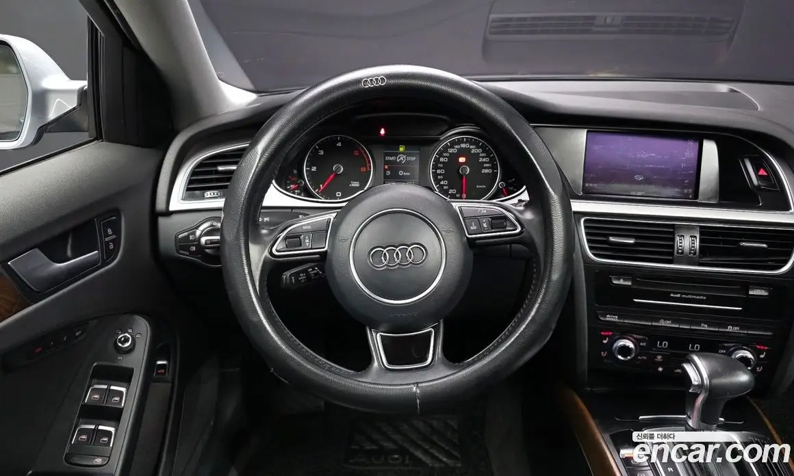 Audi A4 2015 2.0 автомат (гидро), фото 13