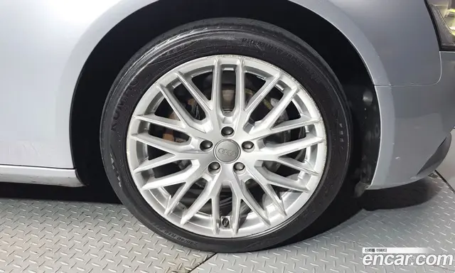 Audi A4 2015 2.0 автомат (гидро), миниатюра 5