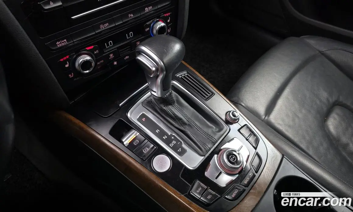 Audi A4 2015 2.0 автомат (гидро), фото 9