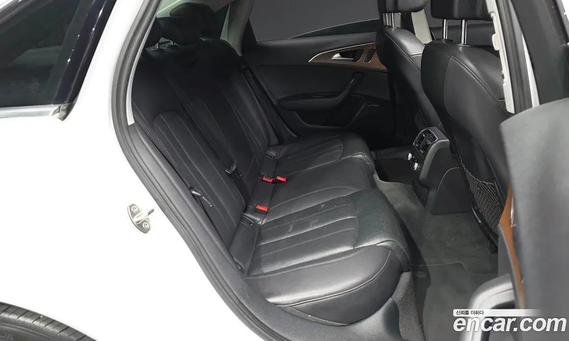 Audi A6 2016 3.0 автомат (гидро), фото 12