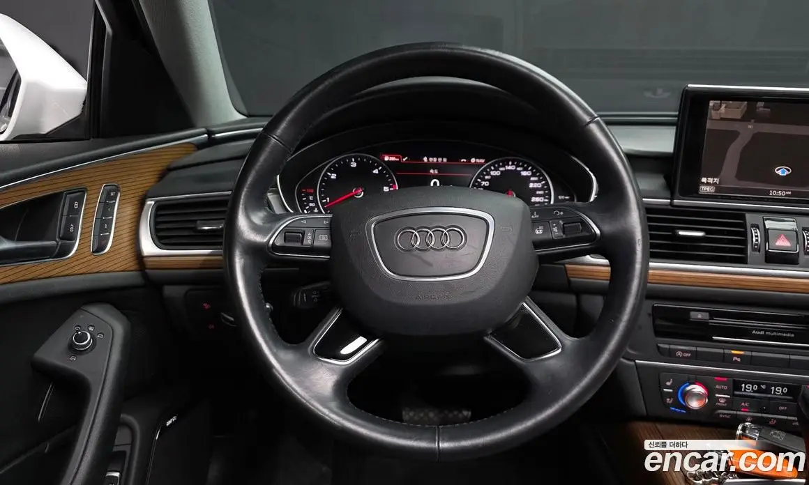 Audi A6 2016 3.0 автомат (гидро), фото 13