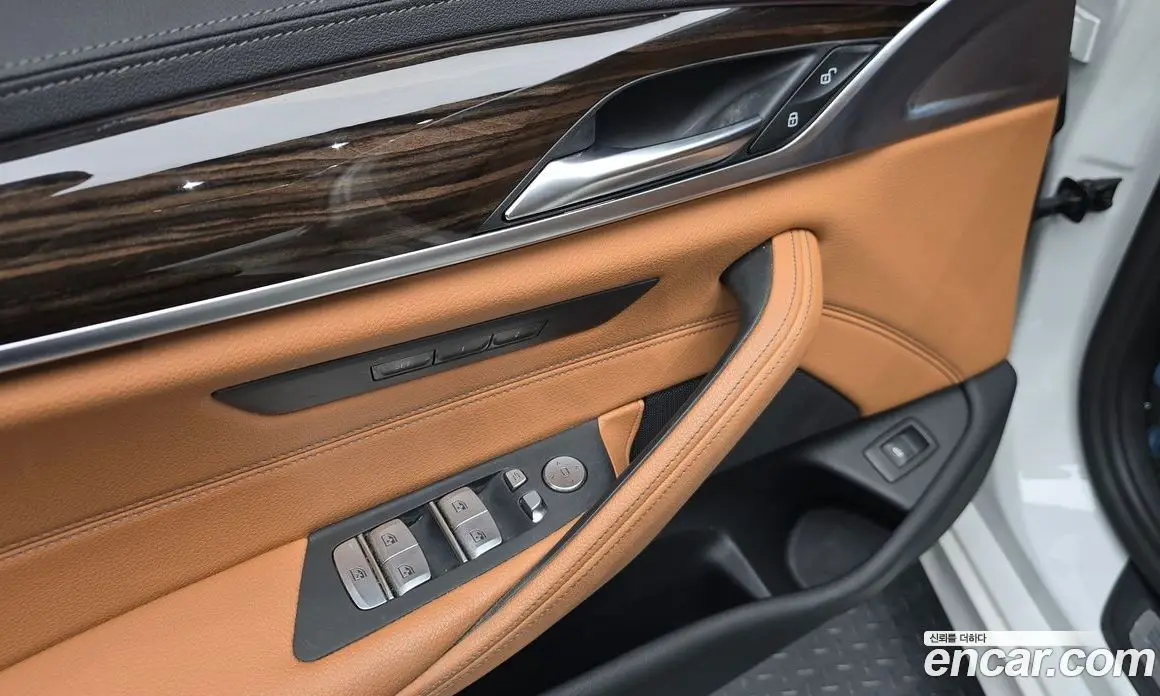 BMW 5 серия 2021 2.0 автомат (гидро), фото 15