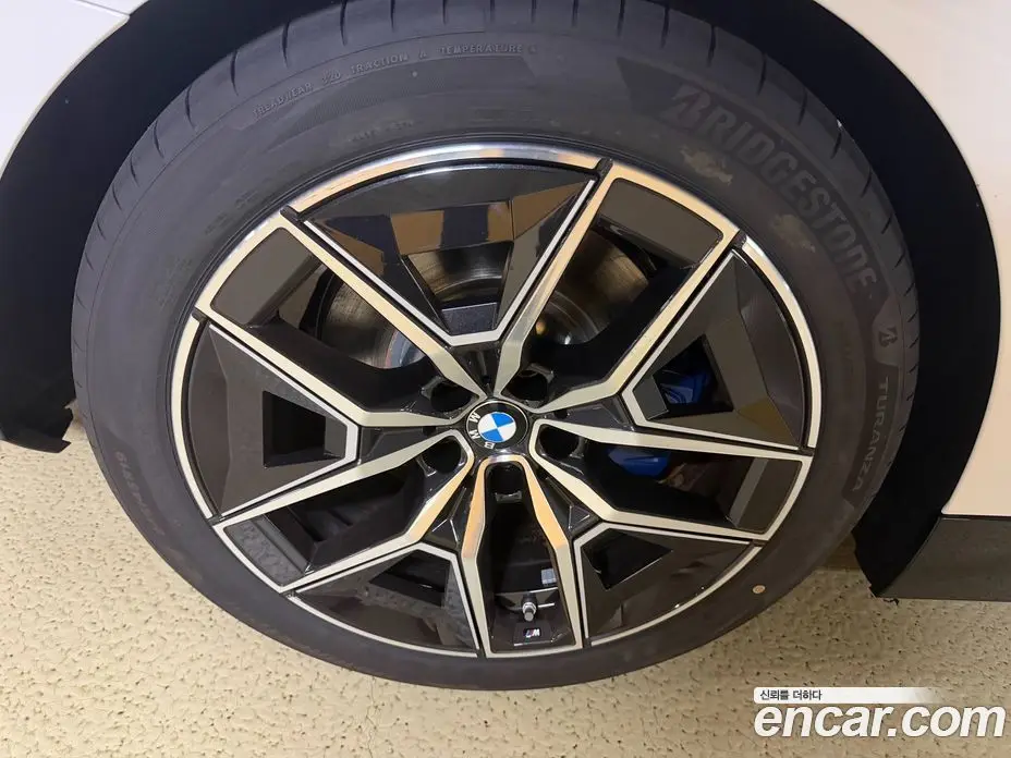 BMW 5 серия 2026 2.0 автомат (гидро), фото 11 BMW 5 серия 2026 2.0 автомат (гидро), фото 11
