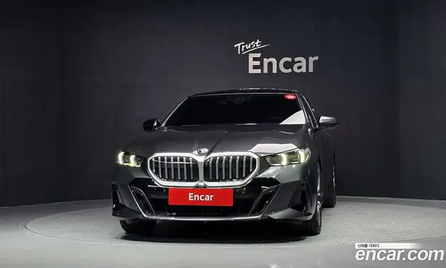 BMW 5 серия 2026 2.0 автомат (гидро), миниатюра 3